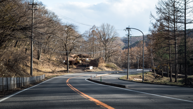 Still no cars here...